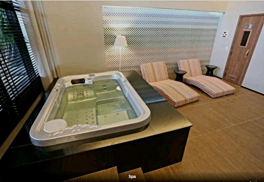 Apt Hotel Astron Mundial Salvador Luaran gambar