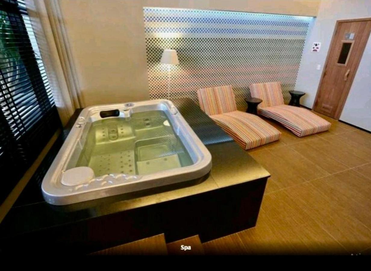 Apt Hotel Astron Mundial Salvador Luaran gambar
